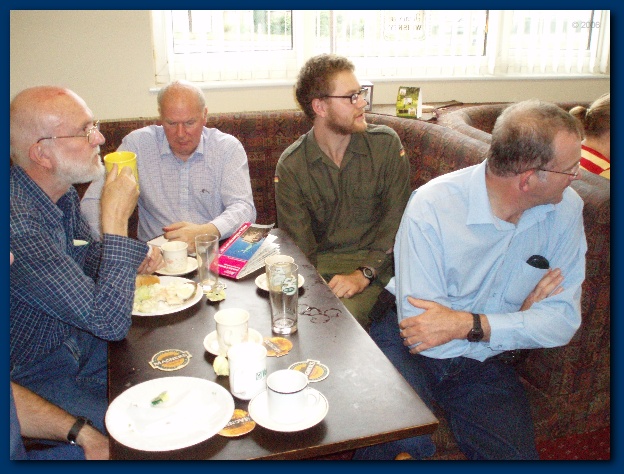 600x449 pixels (142K)